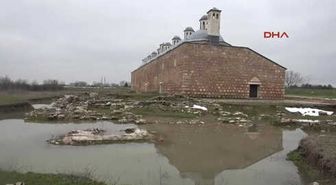 Edirne Tunca'nın Taştığı Köprü Trafiğe Kapatıldı
