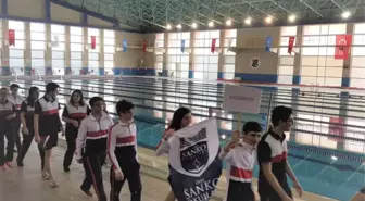 Sanko Okulları Genç Kızlar Yüzme Takımı Türkiye Finallerinde