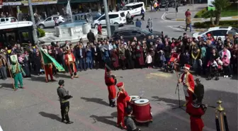 Balıkesir'de Müzik Grupları Afrin İçin Destek Gösterisi Yaptılar