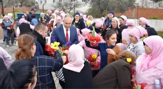 Başkan Kale, 8 Mart'ı Emekçi Kadınlarla Kutladı.