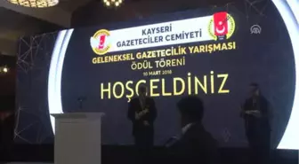 Bakan Özhaseki, Geleneksel Gazetecilik Yarışması Ödül Töreni'Ne Katıldı