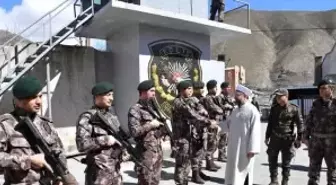 Diyanet İşleri Başkanı Erbaş, Pöh Şube Müdürlüğünü Ziyaret Etti