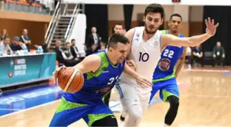 İstanbul Büyükşehir Belediyespor-Tofaş: 73-80