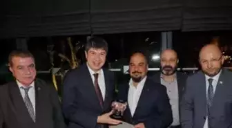 Başkan Türel Foto Muhabirleri ile Bir Araya Geldi