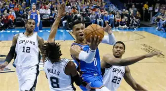 Westbrook'tan Bir 'Triple Double' Daha