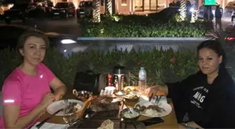 Düşen Uçaktaki Hostesin Kız Kardeşi, Ablasıyla Birlikte Çekildiği Fotoğrafı Paylaştı