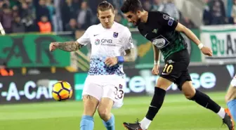 Süper Lig: T.m. Akhisarspor: 0 - Trabzonspor: 1 (İlk Yarı)