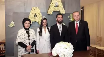 Arda Turan ile Aslıhan Doğan'ın Düğün Detayları Ortaya Çıktı! Erdoğan, Çift Bilezik Taktı