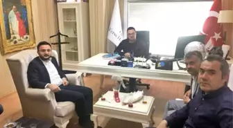 AK Parti İl Başkanı Yanar, Tabipler Oda Başkanı Ergün'ü Ziyaret Etti