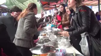 Manisa-Minik Ellerden Mehmetçik Vakfı İçin Kermes-Hd