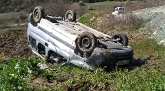 Bilecik'te Trafik Kazası, 3 Kişi Yaralandı