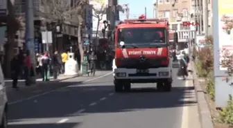 Diyarbakır'da Giyim Mağazasındaki Yangın Panik Yarattı
