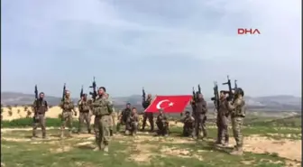 Askerlerden Afrin'de 'Bayrak' Şiiri