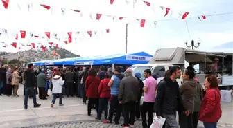 Kuşadası'nda Şehitler İçin Lokma ve Pilav Hayrı