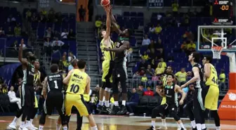 Tahincioğlu Basketbol Süper Ligi: Fenerbahçe Doğuş: 76 - Darüşşafaka: 69