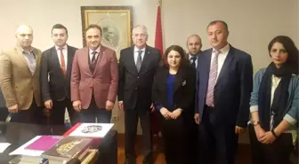 Dika'dan İspanya'ya Ziyaret