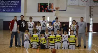 Gkv Küçük Erkekler Basketbol Takımı Bölge Şampiyonu Oldu