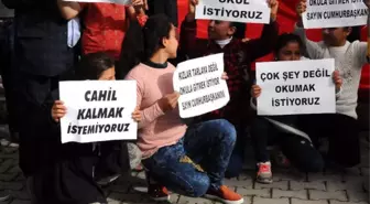 Okul İsteyen Öğrenciler Eylem Yaptı