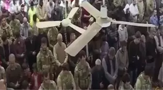 Terörden Temizlenen Afrin'de İlk Cuma Namazı! Mehmetçik Halkla Saf Tuttu