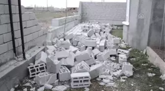 Ağrı'da Şiddetli Rüzgar - Doğubayazıt'ta 12 Okulda Hasar Oluştu