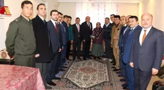 Devlet Şehit Ailelerinin Yanında