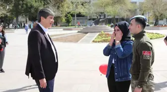 Komandonun Sürpriz Evlilik Teklifine Sürpriz Konuk! Menderes Türel'i Görünce Şok Oldu