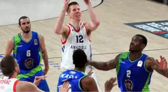 Anadolu Efes - Tofaş: 87-79