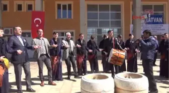 Bitlis Van Gölü Ekspresi ile 5 Yıl Sonra Yolcu Taşındı