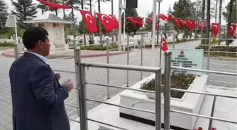 Öğrenciler Şehit Halisdemir'in Annesini Unutmadı