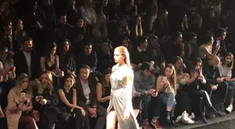 Fashion Week'te Modanın Kalbi Hopiyle Attı