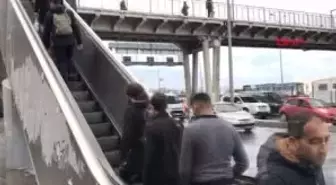'Parçalara Ayrılacağım' Diye Düşündüm... Çalışmayan Yürüyen Merdivenleri 'Kullanmayın' Uyarısı...