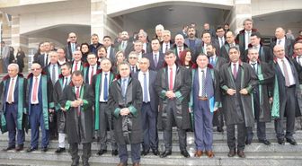 Uşak'ta Yaşanan İlginç Davada 32 Avukat Beraat Etti