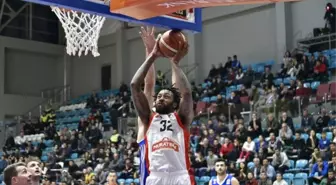 Tahincioğlu Basketbol Süper Ligi: Muratbey Uşak: 78 - Anadolu Efes: 81