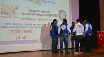 Tatvan'da 'Madde Bağımlılığı ile Mücadele' Semineri Verildi