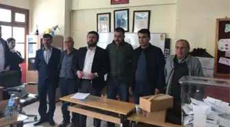 Ak Partililer Milas'ta Mahalle Başkanlarını Seçimle Belirliyor
