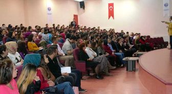 Gaün Oğuzeli Myo'da Lojistik ve Pazarlama Konferansı