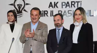 AK Parti İzmir Kadın Kollarında Değişim