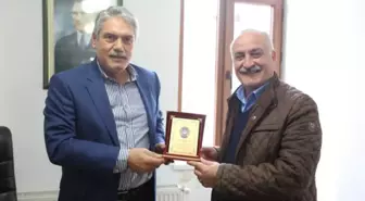 Emekli Zabıta Çalışanları Plaketle Ödüllendirildi