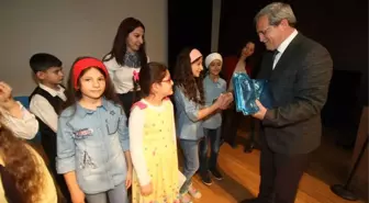 Başkan Akcan, Otizm Farkındalık Gününde Öğrencilerle Kucaklaştı