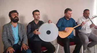 Osmaniyeli Müzisyen Türkeş'e Beste Yaptı