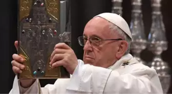 'Papa 'Cehennem Yok' Dedi' Haberi Sonrası İtalyan La Repubblica Gazetesinde Kriz Çıktı