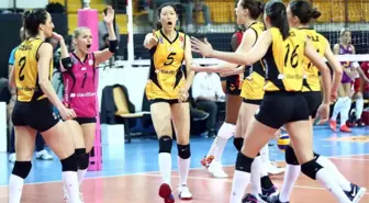 Vakıfbank Dörtlü Finaller İçin Son Virajda