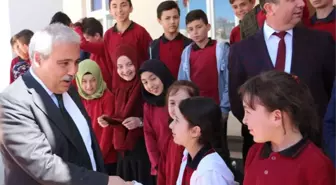 Vali Güvençer Demirci'de İncelemelerde Bulundu