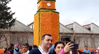 Antalya'da 50 Ton Narenciyenin Kullanıldığı Portakal Çiçeği Festivali Başladı