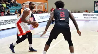 Tahincioğlu Basketbol Süper Ligi: Gaziantep Basketbol: 68 - Muratbey Uşak: 65