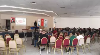 Dinar'da 'Dinimiz Peygamber Efendimiz ve Hayatı' Semineri