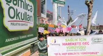 Öğrenciler Sağlık İçin Yürüdü