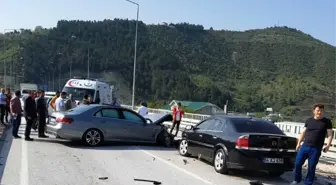 Geyve-Taraklı Yolunda Trafik Kazası: 1 Ölü, 3 Yaralı