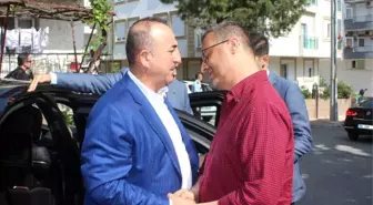 Bakan Çavuşoğlu'ndan, Cumhurbaşkanı Erdoğan'ın Avukatı Ahmet Özel ve Ailesine Taziye Ziyareti