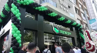 Monster Notebook 2. Oyun Mağazasını İzmir'de Açtı